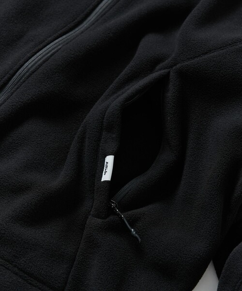 FREAK'S STORE(フリークスストア)の「限定展開 AiRide Warm/エアライド ウォーム リラックスフィット ジップアップ フリースブルゾン(ブルゾン・メンズ・チャコールグレー/ブラック/オリーブ/ネイビー・SMALL/LARGE/MEDIUM)」の11枚目の写真