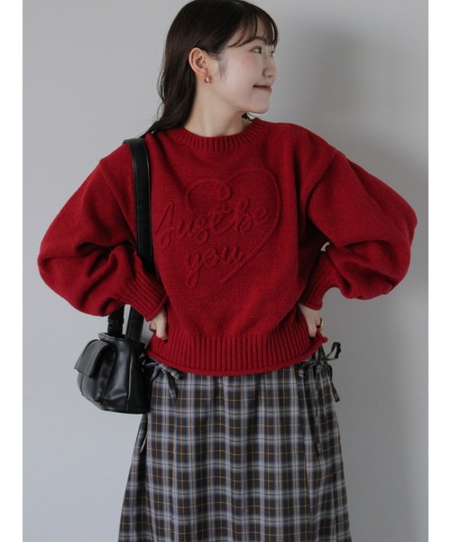 ehka sopo(エヘカソポ)の「ハートロゴニット(ニット/セーター・レディース・キナリ/サックスブルー/レッド・F)」の11枚目の写真