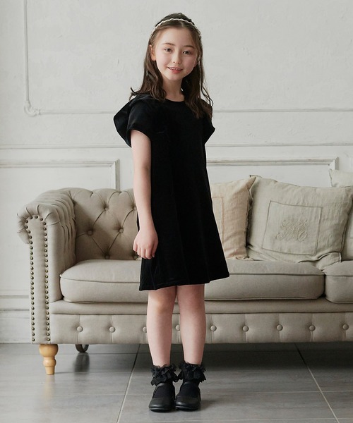 ブラックベルベットフリルワンピース（ワンピース）｜DRESCCO