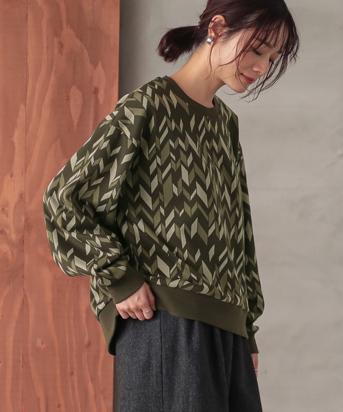 n'OrLABEL(ノアールレーベル)の「幾何学柄ジャカードカットソー(Tシャツ/カットソー・レディース・カーキ/ブラウン/ブラック・FREE)」の5枚目の写真