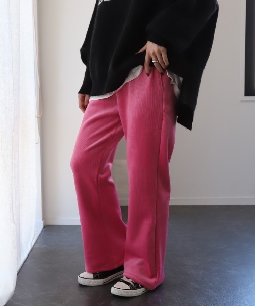 HUG.U(ハグユー)の「“温かフレア”裏起毛パンツ(その他パンツ・レディース・オリーブ/ブラック/ベージュ/ダークグレー/ピンク/ダークブラウン/ライトグレー/ネイビー/ブルー・トール丈/レギュラー丈)」の9枚目の写真