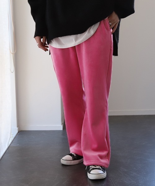 HUG.U(ハグユー)の「“温かフレア”裏起毛パンツ(その他パンツ・レディース・オリーブ/ブラック/ベージュ/ダークグレー/ピンク/ダークブラウン/ライトグレー/ネイビー/ブルー・トール丈/レギュラー丈)」の14枚目の写真