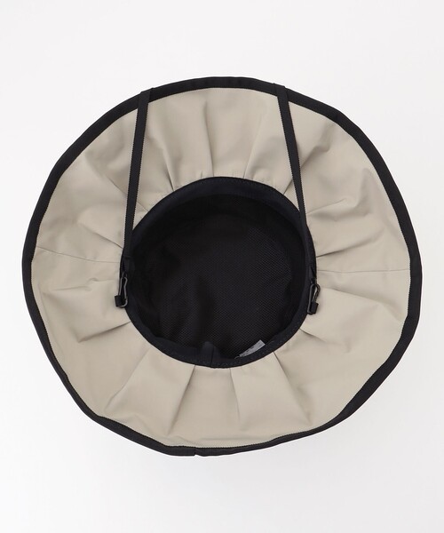 TOCCA(トッカ)の「FRILL RAIN HAT レインハット(ハット・レディース・ベージュ系/ブラック系/ネイビー系・F)」の16枚目の写真