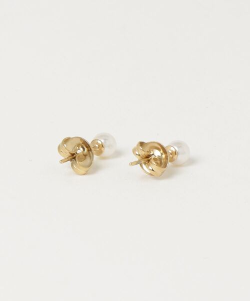 AKEL（アケル）の「【AKEL】アケル/ パールピアス（両耳セット）結婚式/金属アレルギー対応ピアス（サージカルステンレス）（ピアス（両耳用）・レディース・ゴールド・FREE）」の6枚目の写真
