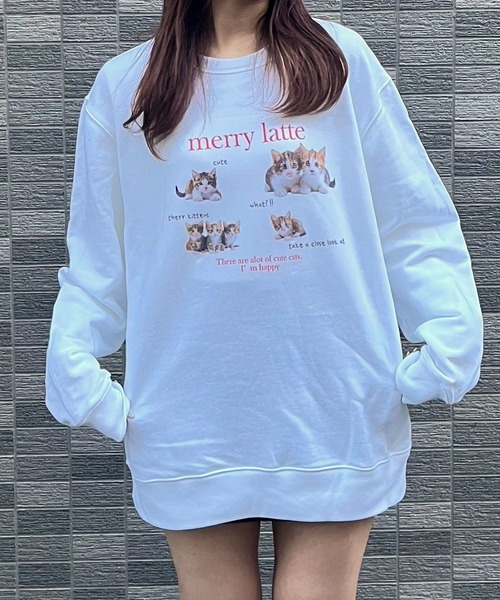 merrylatte(メリーラテ)の「【軽量】子猫いっぱいプリントトレーナー スウェット(スウェット・レディース・ホワイト・X-LARGE/LARGE)」の1枚目の写真