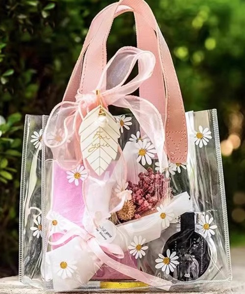 IRADOWL（アイラドール）の「デイジー柄バッグギフトキット（ラッピングキット・レディース・アイボリー/ピンク・FREE）」の2枚目の写真
