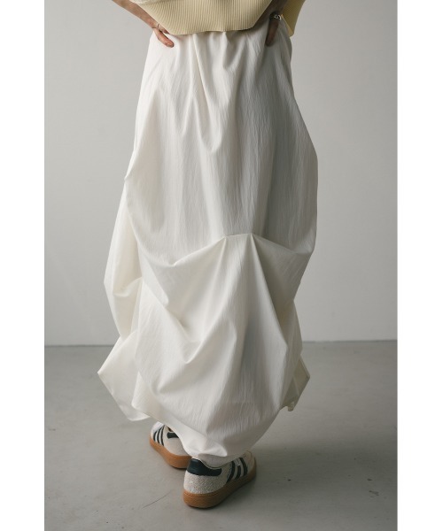 STYLEMIXER（スタイルミキサー）の「【大人気】ランダムタッキングスカート　春服（スカート・レディース・ブラック/ホワイト/グリーン・SMALL/MEDIUM）」の16枚目の写真