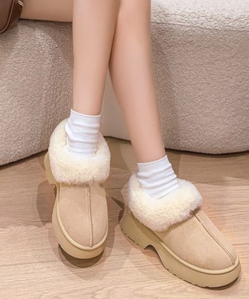 Lace Ladies（レースレディース）の「スエード調 厚底 ショート ムートン ブーツ（ブーツ・レディース・ブラック/ベージュ/ブラウン・22.5cm/23cm/23.5cm/24cm/24.5cm/25cm/22.5㎝）」の3枚目の写真