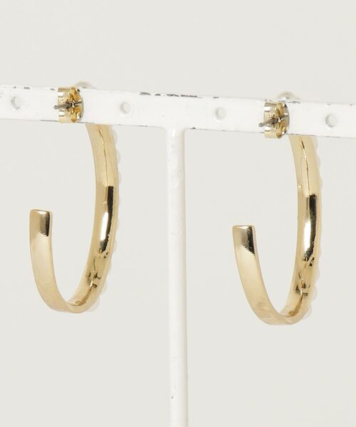 JewCas（ジュアキャス）の「JewCas サークル粒パールStarlit Pearls hoopピアス[JC4838]（ピアス（両耳用）・レディース・ゴールド・FREE）」の6枚目の写真