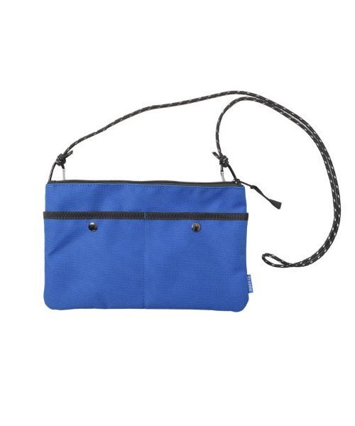 GLAZOS（グラソス）の「【大人向けサイズあり】カラビナ付きサコッシュ（ショルダーバッグ・キッズ・ブラック/ブルー/チャコールグレー/カーキ・フリー）」の4枚目の写真