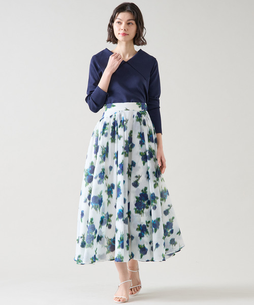 Tiara（ティアラ）の「ギャザーボリュームスカート（セットアップ可）（スカート・レディース・グレー/ホワイト・2/3）」の3枚目の写真