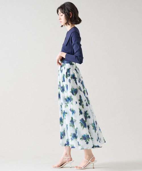 Tiara（ティアラ）の「ギャザーボリュームスカート（セットアップ可）（スカート・レディース・グレー/ホワイト・2/3）」の5枚目の写真