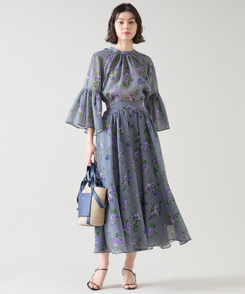 Tiara（ティアラ）の「ギャザーボリュームスカート（セットアップ可）（スカート・レディース・グレー/ホワイト・2/3）」の17枚目の写真