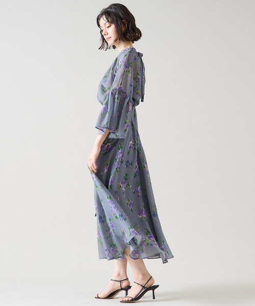 Tiara（ティアラ）の「ギャザーボリュームスカート（セットアップ可）（スカート・レディース・グレー/ホワイト・2/3）」の19枚目の写真