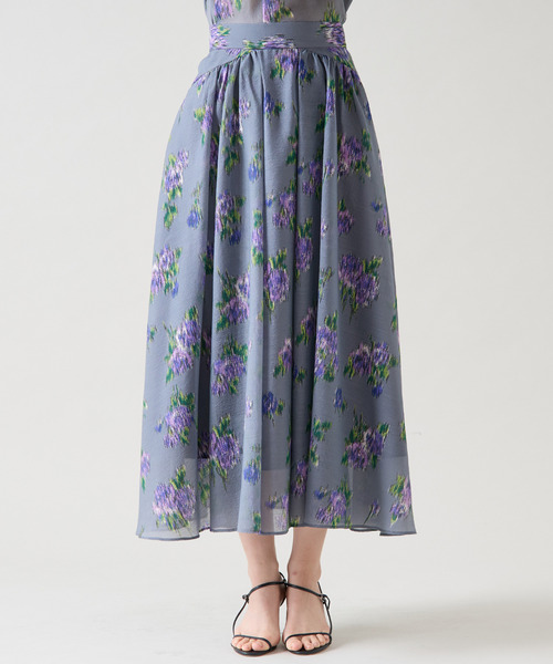 Tiara（ティアラ）の「ギャザーボリュームスカート（セットアップ可）（スカート・レディース・グレー/ホワイト・2/3）」の21枚目の写真