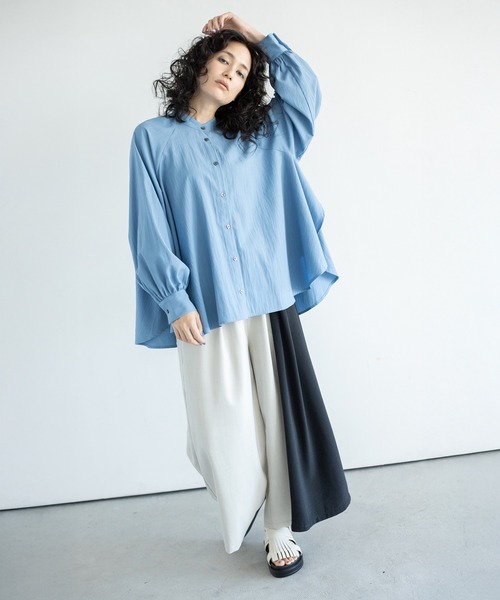 OSMOSIS（オズモーシス）の「ギャザースリーブブラウス（シャツ/ブラウス・レディース・ピンク/ホワイト/サックスブルー/ネイビー・ONE SIZE）」の5枚目の写真