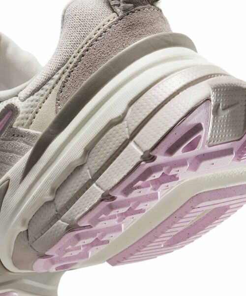 ★Nike★ V2K Run Women Shoes HV5997-161 Nike Wmns V2K Run Valentines Day 2025 Women Casual Lifestyle