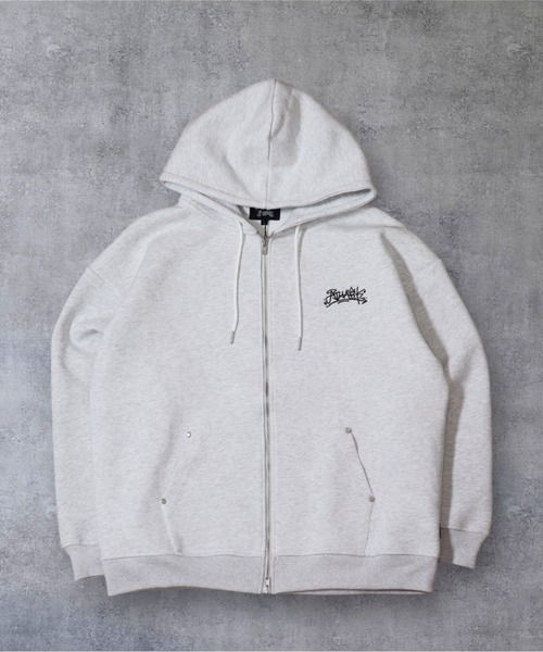 ATMARK(アットマーク)の「《2サイズ展開 / UNISEX 》ATMARKグラフィティロゴ リベット フルジップパーカー(パーカー・メンズ・ホワイト/ブラック・MEDIUM/LARGE)」の7枚目の写真