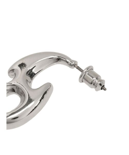 EMODA(エモダ)の「トライバルハートピアス(ピアス(両耳用)・レディース・ブラック/シルバー・FREE)」の7枚目の写真