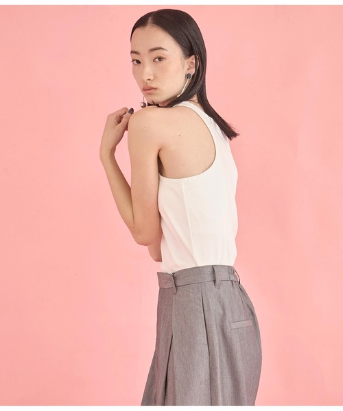 Settimissimo（セッティミッシモ）の「カップ付き エッジカット アメスリ タンクトップ（タンクトップ・レディース・ベージュ/ブラック/オフホワイト・FREE）」の8枚目の写真