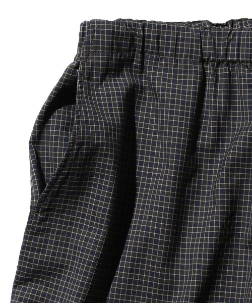 BEAMS PLUS(ビームスプラス)の「ウォッシャブル ウール チェック イージー ショーツ(その他パンツ・メンズ・グリーン/ブルー・L/XL/S/M)」の22枚目の写真