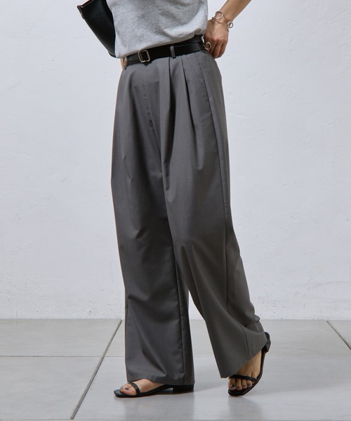 COLONY 2139(コロニートゥーワンスリーナイン)の「2タックスラックスパンツ(スラックス・レディース・ブラック/グレイッシュベージュ/グレー・SMALL/MEDIUM)」の4枚目の写真