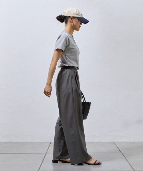 COLONY 2139(コロニートゥーワンスリーナイン)の「2タックスラックスパンツ(スラックス・レディース・ブラック/グレイッシュベージュ/グレー・SMALL/MEDIUM)」の10枚目の写真