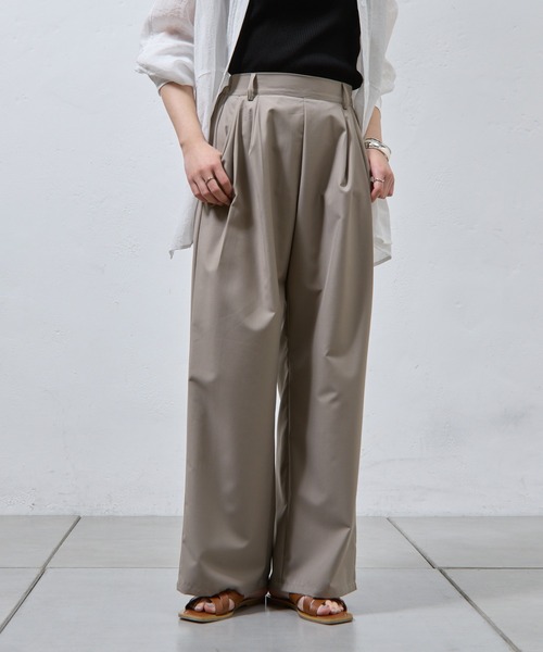 COLONY 2139(コロニートゥーワンスリーナイン)の「2タックスラックスパンツ(スラックス・レディース・ブラック/グレイッシュベージュ/グレー・SMALL/MEDIUM)」の12枚目の写真