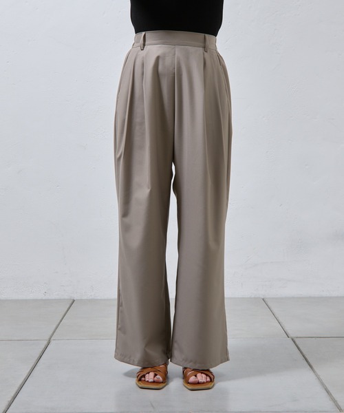 COLONY 2139(コロニートゥーワンスリーナイン)の「2タックスラックスパンツ(スラックス・レディース・ブラック/グレイッシュベージュ/グレー・SMALL/MEDIUM)」の20枚目の写真