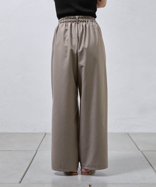 COLONY 2139(コロニートゥーワンスリーナイン)の「2タックスラックスパンツ(スラックス・レディース・ブラック/グレイッシュベージュ/グレー・SMALL/MEDIUM)」の22枚目の写真