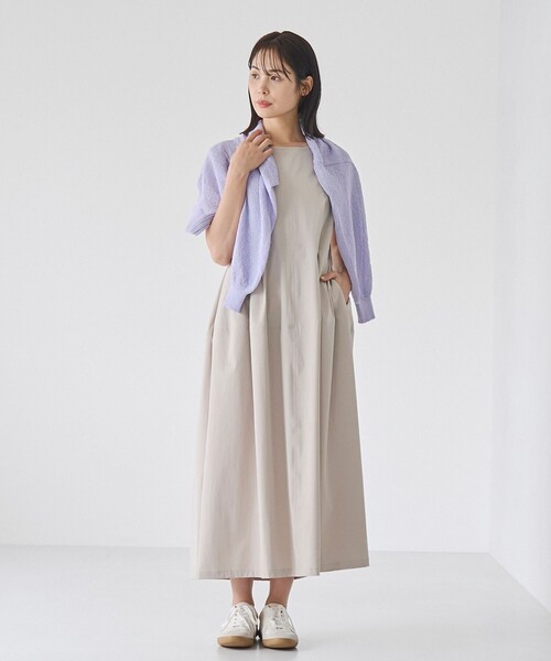 RONEL(ロネル)の「【はっ水//防しわ/ストレッチ/接触冷感】ボーダレスコクーンワンピース(ワンピース・レディース・ブラック/ライトグレー・S/M/L)」の15枚目の写真