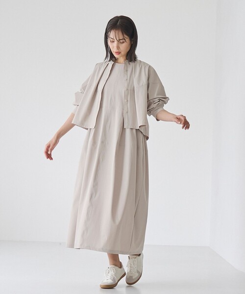 RONEL(ロネル)の「【はっ水//防しわ/ストレッチ/接触冷感】ボーダレスコクーンワンピース(ワンピース・レディース・ブラック/ライトグレー・S/M/L)」の16枚目の写真