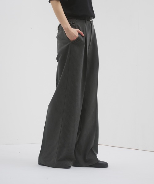 interim ブラックウールギャバジン ワンタック バギースラックス パンツ interim ブラックウールギャバジン ワンタック バギースラックス