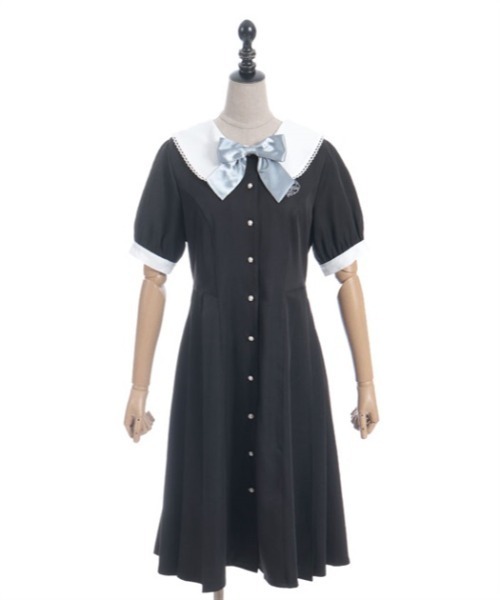 axes femme POETIQUE（アクシーズファムポエティック）の「ロゴ刺繍プリーツワンピース（ワンピース・レディース・ブラック/グレー/ピンク・MEDIUM）」の17枚目の写真