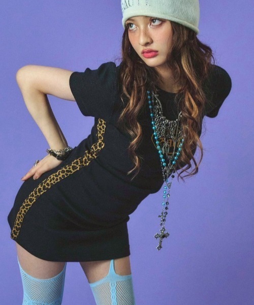GALFY(ガルフィー)の「【GALFY】カモGAL タイトミニワンピ(ワンピース・レディース・ブラック・S)」の1枚目の写真