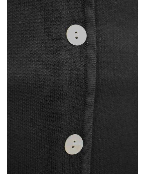 Reurie'（レウリィ）の「オリジナルシェルボタンニットベスト／original shellbutton knit vest ノースリーブ タンクトップ Vネック フロントボタン きれいめ シンプル モード レディライク オフィスカジュアル（ベスト・レディース・アイボリー/ブラック/グレイッシュベージュ・FREE）」の14枚目の写真