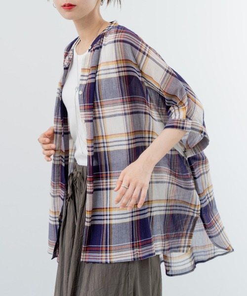 refinedworks(リファインドワークス)の「【refinedworks】大人カジュアル を彩る チェック柄シャツ(シャツ/ブラウス・レディース・レッド/イエロー/ブラック・FREE)」の4枚目の写真