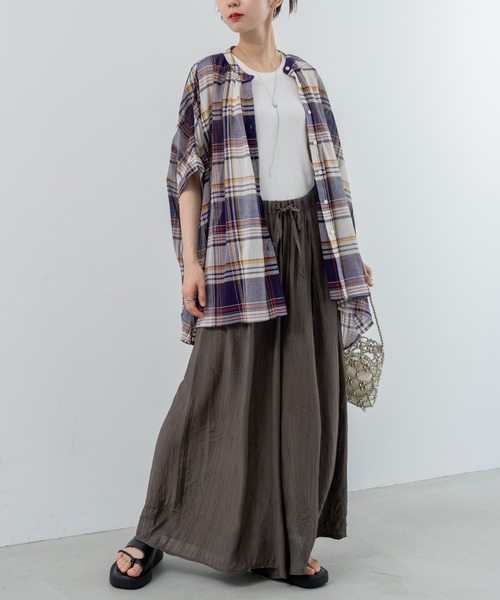 refinedworks(リファインドワークス)の「【refinedworks】大人カジュアル を彩る チェック柄シャツ(シャツ/ブラウス・レディース・レッド/イエロー/ブラック・FREE)」の22枚目の写真