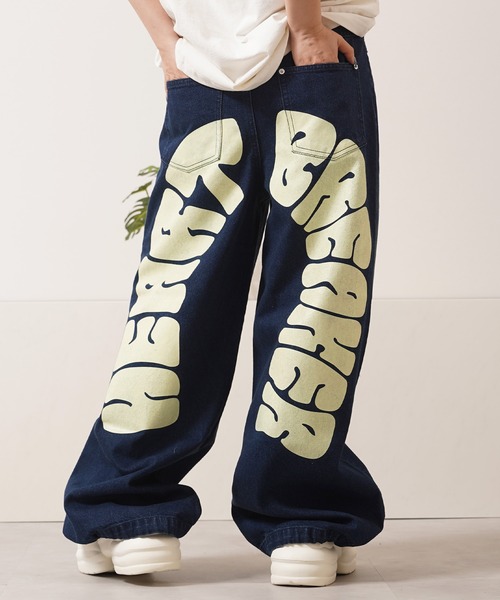 1111clothing（ワンフォークロージング）の「11.5ozデニム バックアーチロゴ ワイドデニムパンツ / 11.5oz Denim Back Arch Logo Wide Denim Pants（デニムパンツ・メンズ・ライトブルー/ブラック/インディゴブルー/ブルー系/ブラック系・M/L/XL）」の9枚目の写真