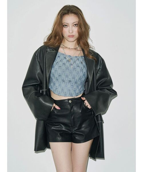 EVRIS（エヴリス）の「フェイクレザータイトショートパンツ（その他パンツ・レディース・ブラウン/ブラック・SMALL/MEDIUM）」の11枚目の写真