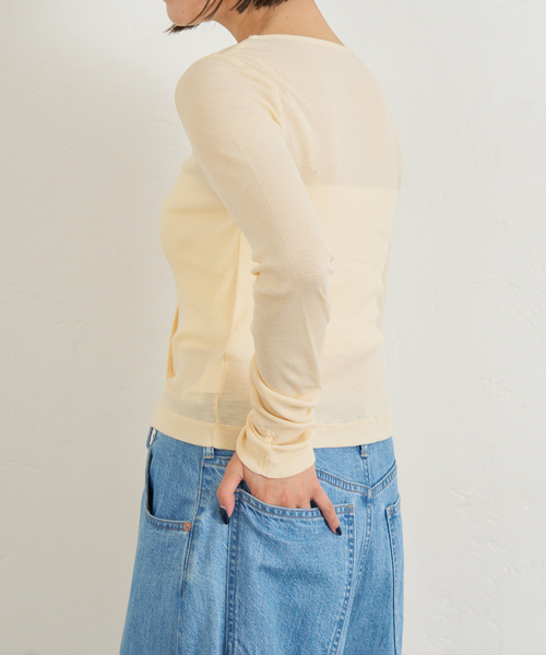 U by SPICK&SPAN（ユーバイスピックアンドスパン）の「コットンテレココンパクトカーデ（カーディガン/ボレロ・レディース・ベージュ/ホワイト/ブラウン・FREE）」の16枚目の写真