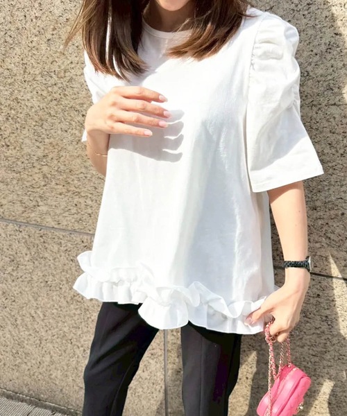 Myineフリル付き黒白半袖Tシャツ　値下げ！ Myineフリル付き黒白半袖Tシャツ 値下げ！