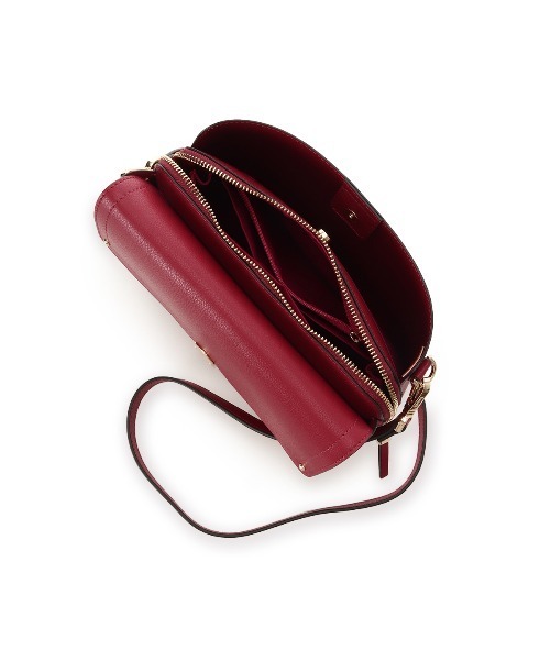 Samantha Thavasa（サマンサタバサ）の「かぶせポケット合皮ショルダーバッグ（ショルダーバッグ・レディース・オフホワイト/マジェンタ/ブラック/キャメル・FREE）」の7枚目の写真