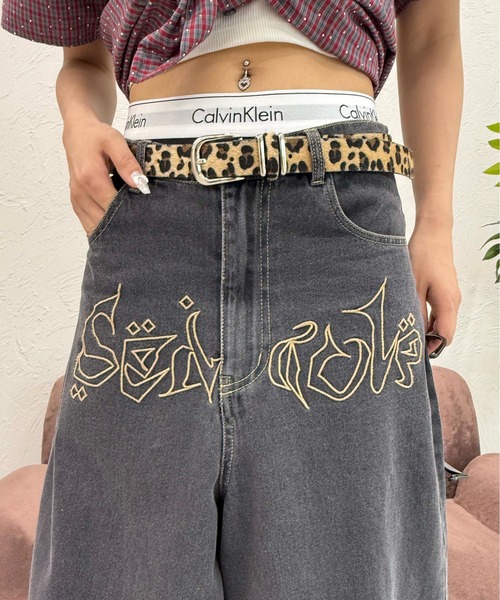 sedacle(セダクル)の「フロントロゴカーブデニム(デニムパンツ・メンズ・ブラック/ライトブルー・SMALL/MEDIUM/LARGE)」の7枚目の写真