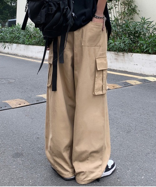 Evo+Revo（エボレボ）の「”ダボッとぶっとい” ワイドカーゴパンツ（カーゴパンツ・メンズ・ブラック/カーキ/ベージュ・M/L）」の11枚目の写真