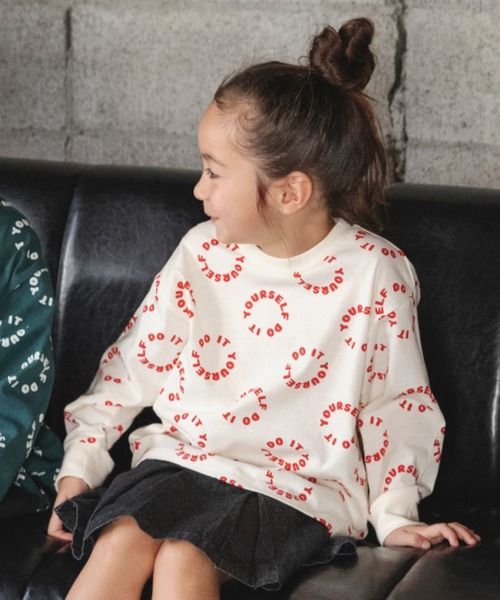 DRC branshes(ディーアールシーブランシェス)の「【WEB限定/DRC】アソートグラフィック長袖Tシャツ(Tシャツ/カットソー・キッズ・ブルーグレー/フューシャピンク/その他4/ブルー/オフホワイト/チャコールグレー/オレンジ/マスタード/パープル/ネイビー/その他5/その他1/その他2/その他3・100/130/110/160/120/140/150)」の11枚目の写真