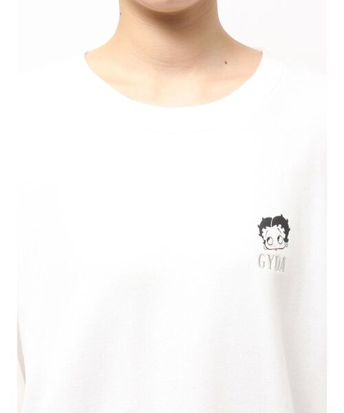 BETTY BOOP(ベティ・ブープ)の「BETTY×GYDA GLITTER embroideryプルオーバー(スウェット・レディース・パープル/ブラック/オフホワイト・FREE)」の7枚目の写真
