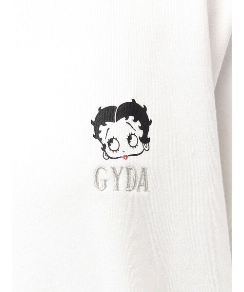 BETTY BOOP(ベティ・ブープ)の「BETTY×GYDA GLITTER embroideryプルオーバー(スウェット・レディース・パープル/ブラック/オフホワイト・FREE)」の20枚目の写真