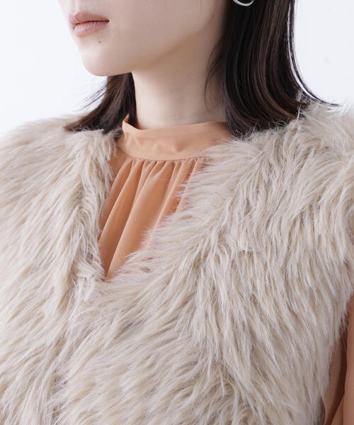 NATURAL BEAUTY BASIC(ナチュラルビューティーベーシック)の「◇シャギーニットベスト(ベスト・レディース・ベージュ/チャコールグレー・FREE)」の21枚目の写真