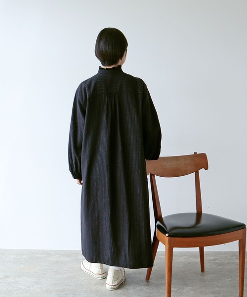PAR ICI（パーリッシィ）の「コットンリネンウール フリルシャツワンピース（シャツワンピース・レディース・ホワイト系その他/ブラック系その他・FREE）」の21枚目の写真